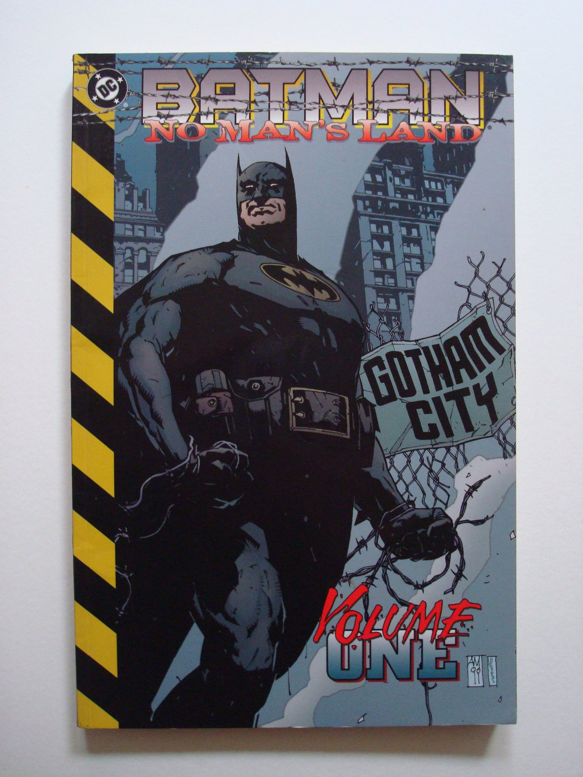 Batman: No Man's Land (Batman)