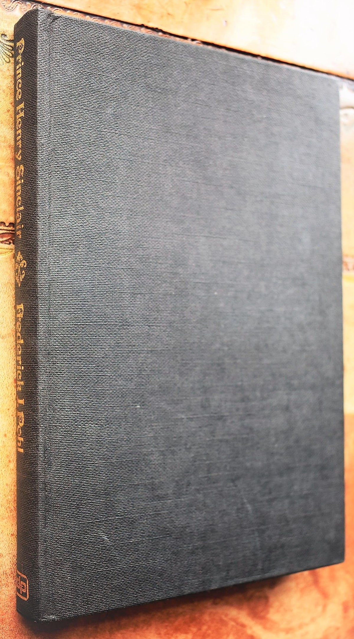 Prince Henry Sinclair: His expedition to the New World in 1398