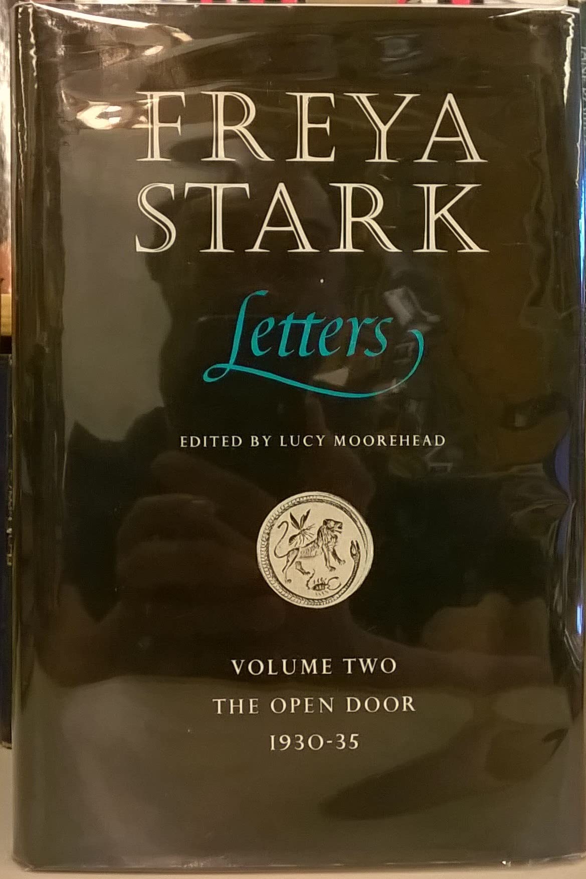 The open door, 1930-35 (Her Letters ; v. 2)