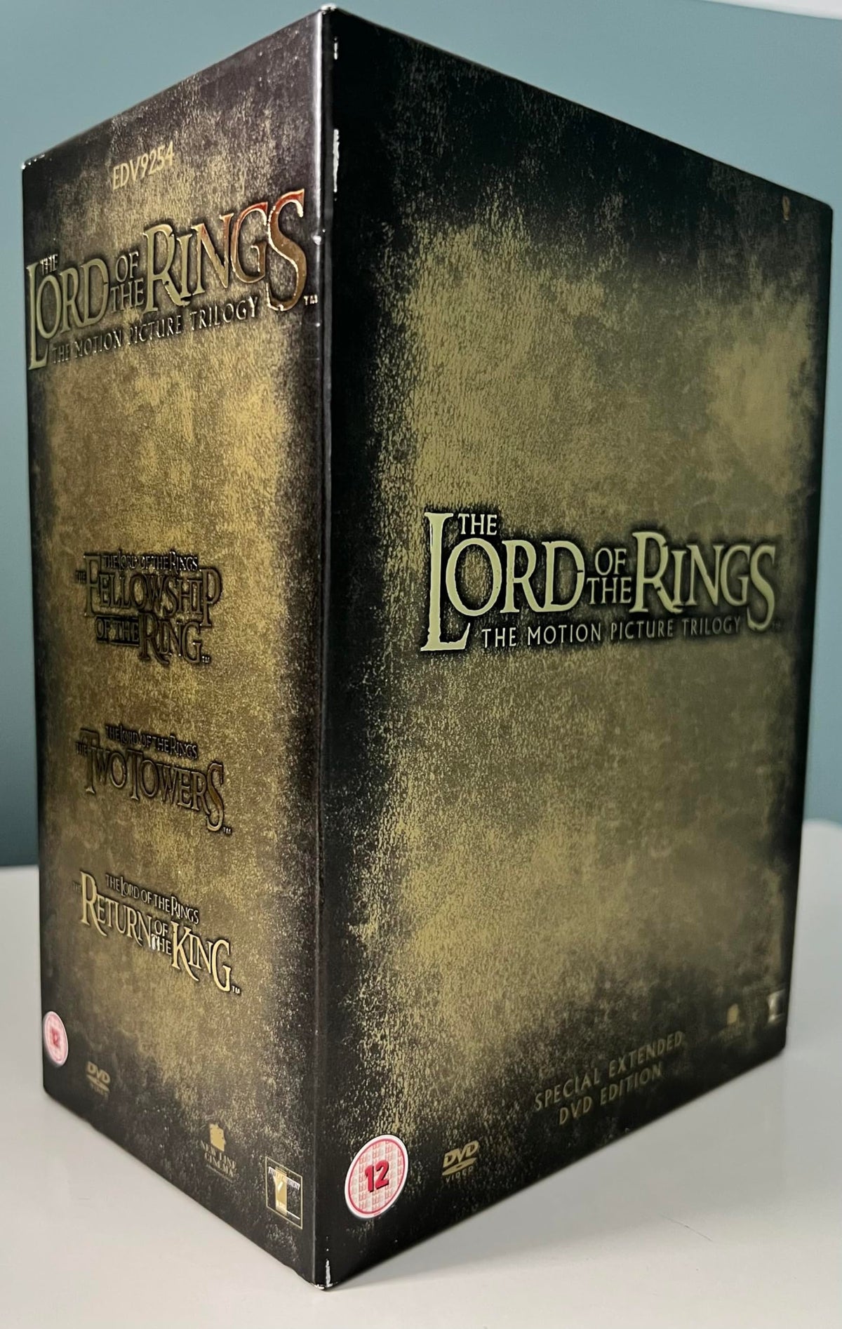 The Lord of the Rings: Special Extended Version | USA Non-Compatible Product | Region - 2