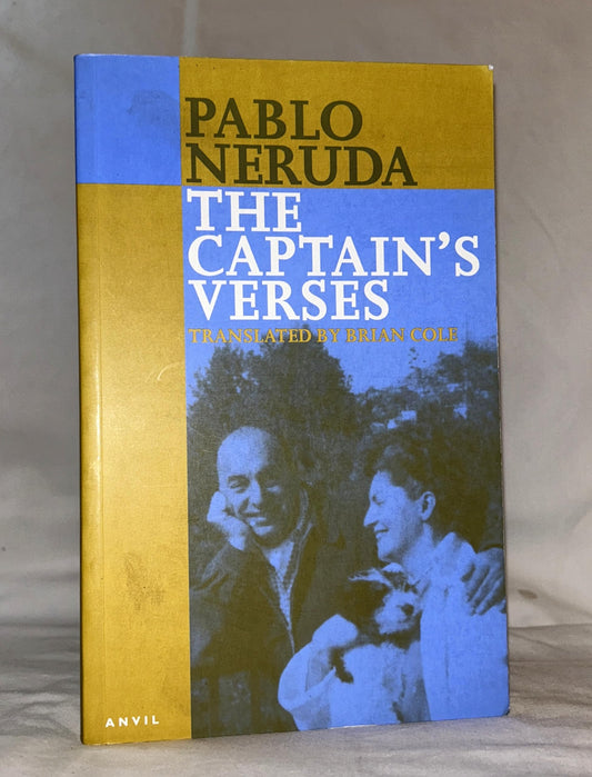 The Captain's Verses (English and Spanish Edition)