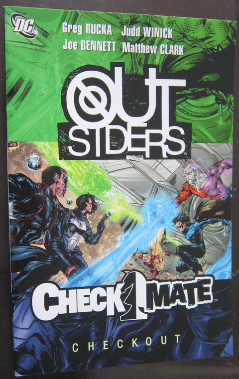 Outsiders/Checkmate