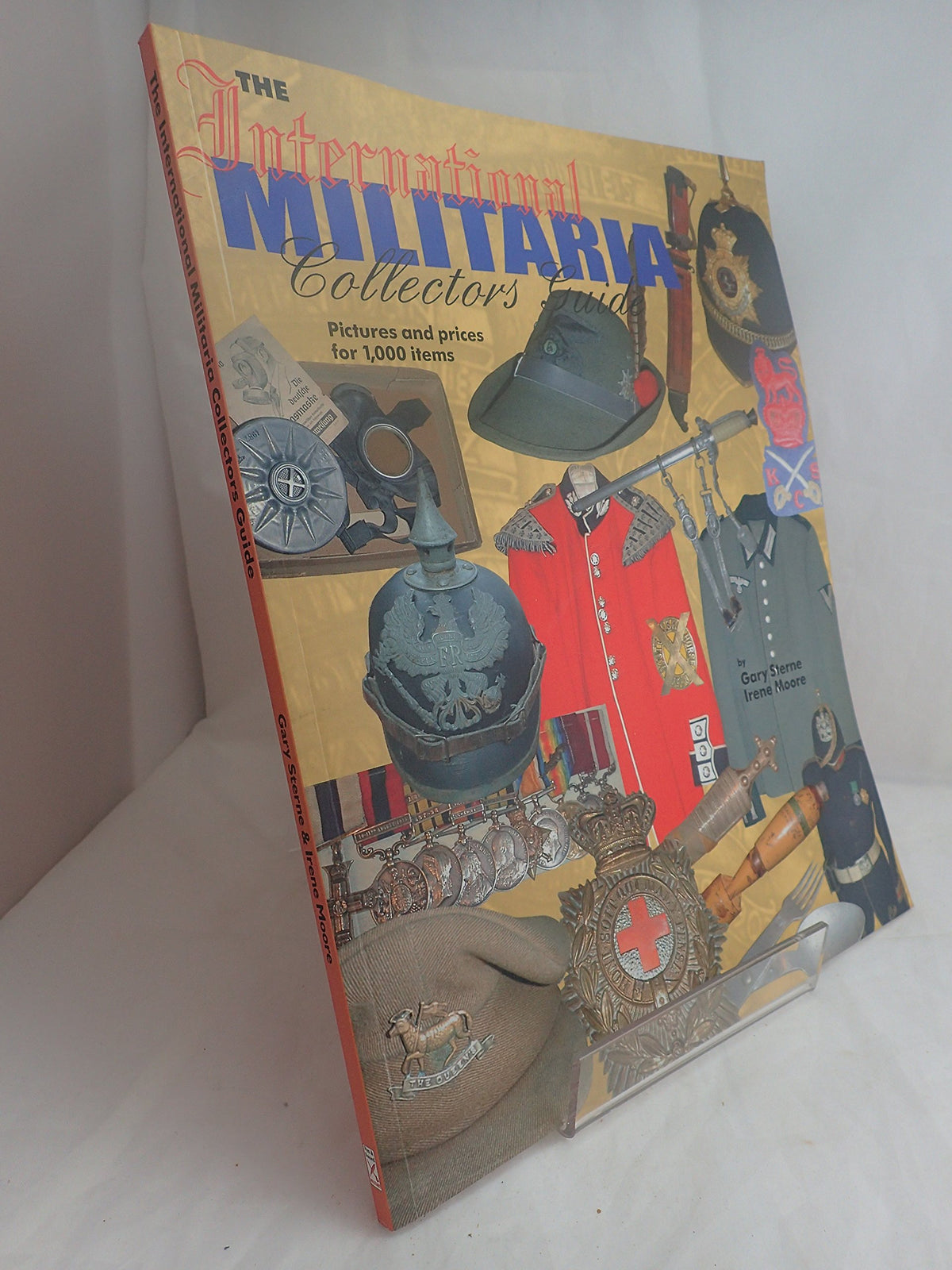 The International Militaria Collector's Guide