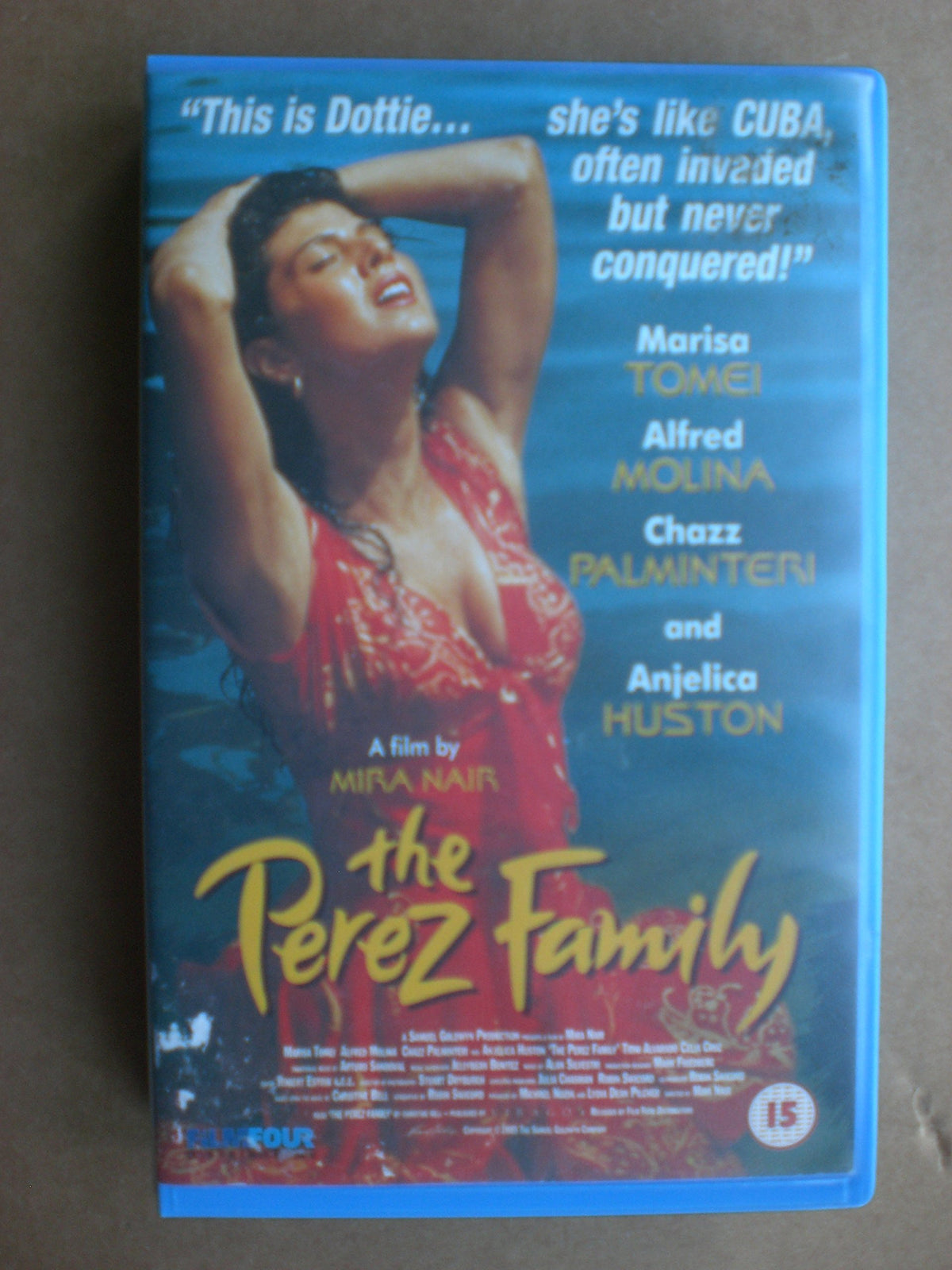 The Perez Family [VHS]