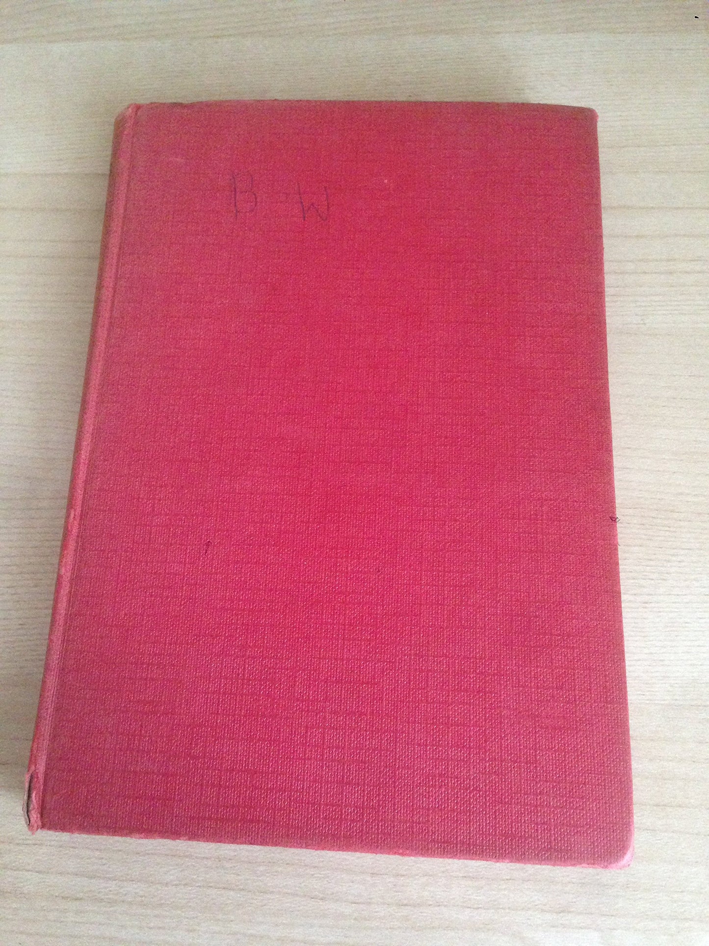 Alices Adventures in Wonderland and Through the Looking Glass: Complete in One Volume