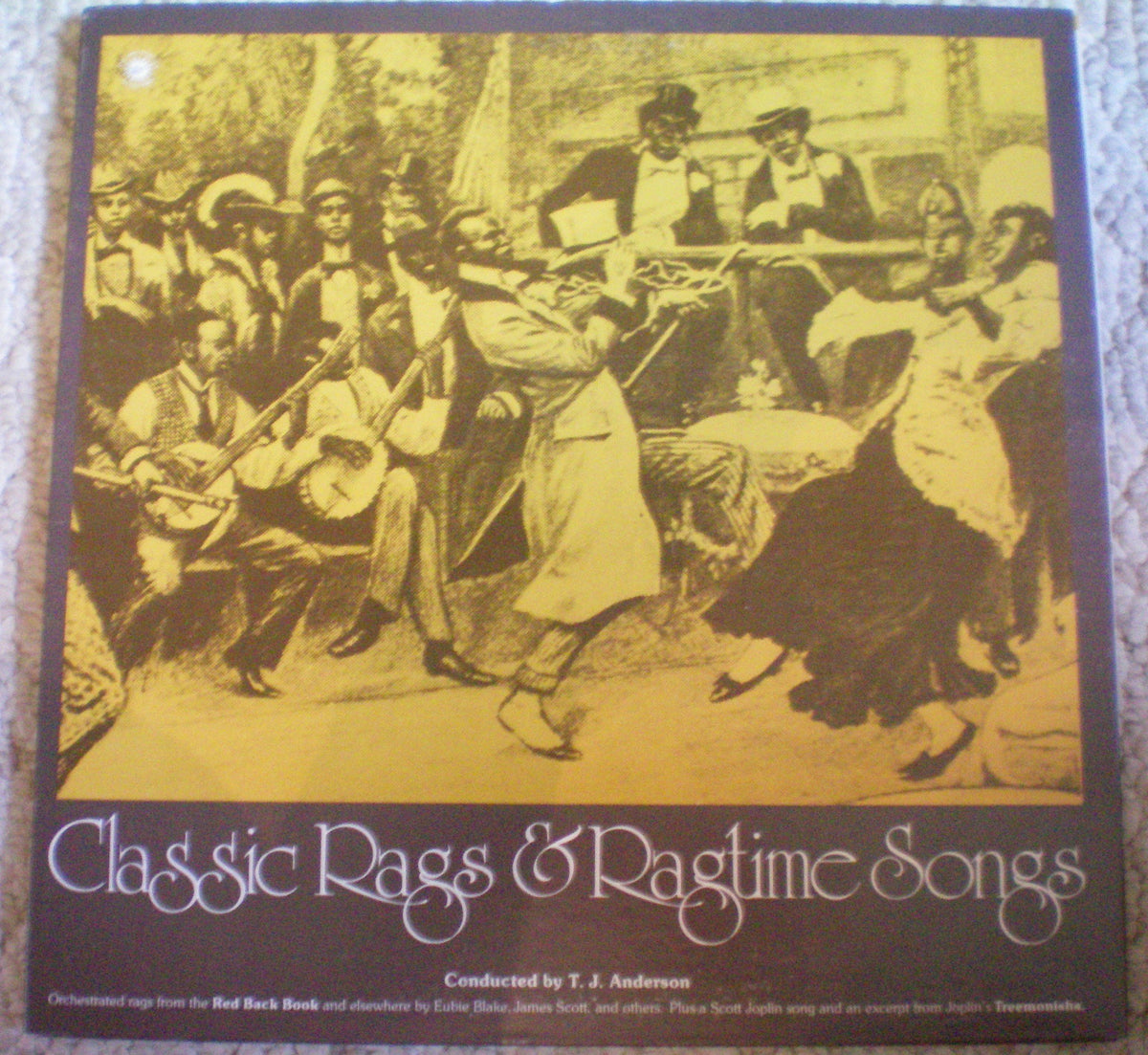 Classic Rags & Ragtime Songs: Orchestrated rags from the Red Back Book and elsewhere by Eubie Blake, James Scott, and ot